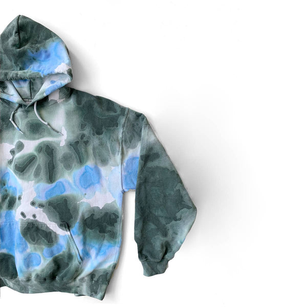 Green & Blue Men Tye-Die Fleece Hoodie